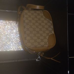 GUCCI Bree Crossbody
